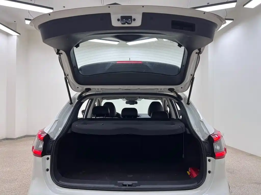 Nissan Qashqai 2023 — фото 18