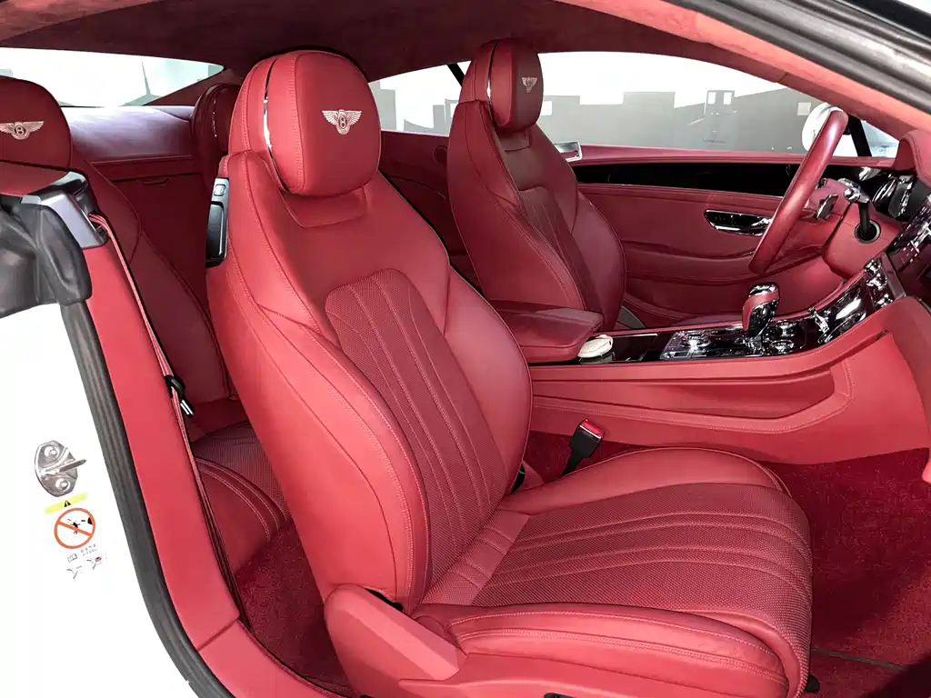 Bentley Continental 2020 — фото 14