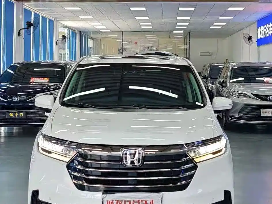 Honda Odyssey 2022 — фото 1