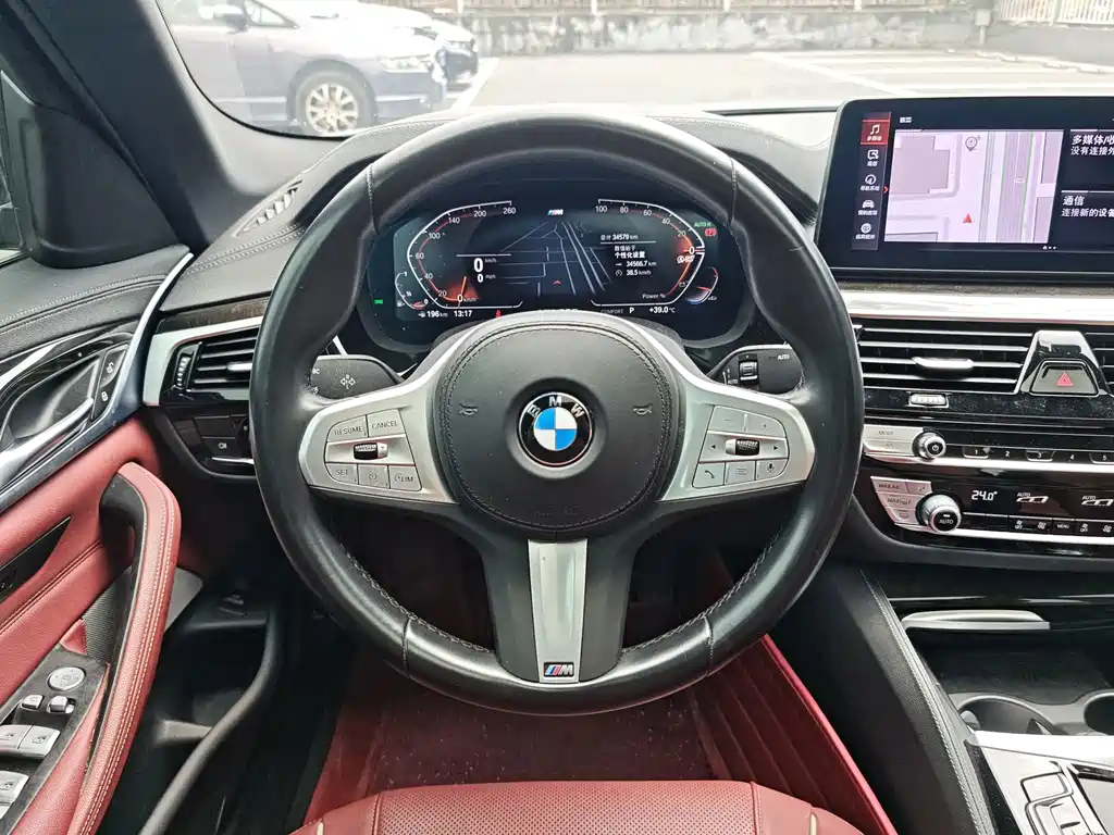 BMW 5 Series 2023 — фото 14