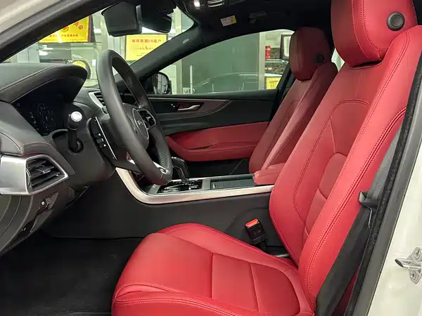 Jaguar XEL 2021