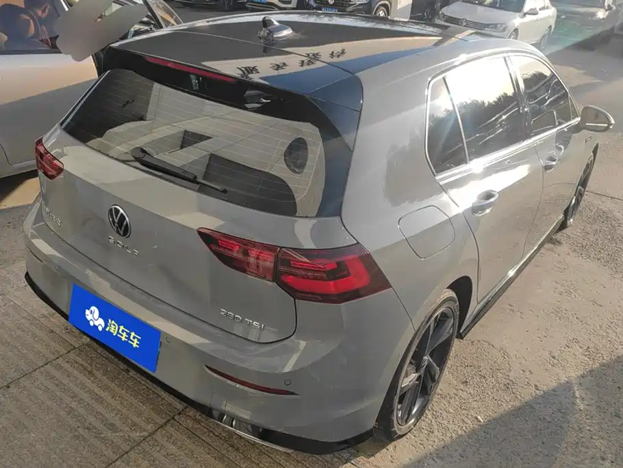 Volkswagen Golf 2023