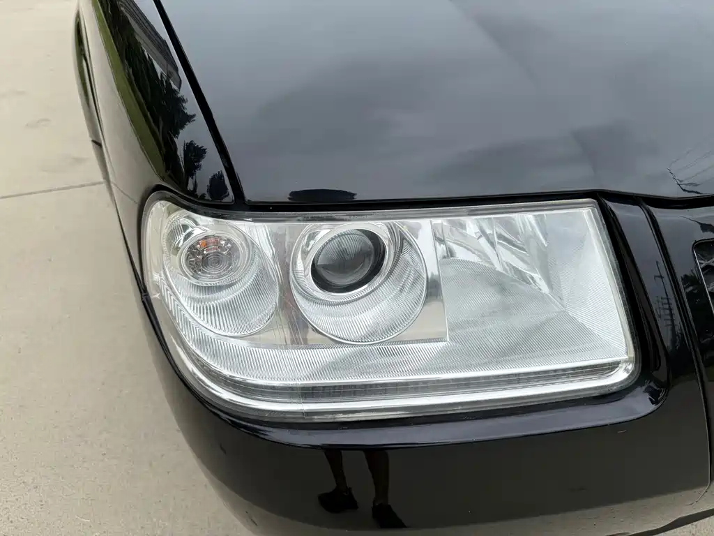 Volkswagen GMC 2012