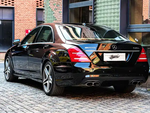 Mercedes-Benz S-Class AMG 2010