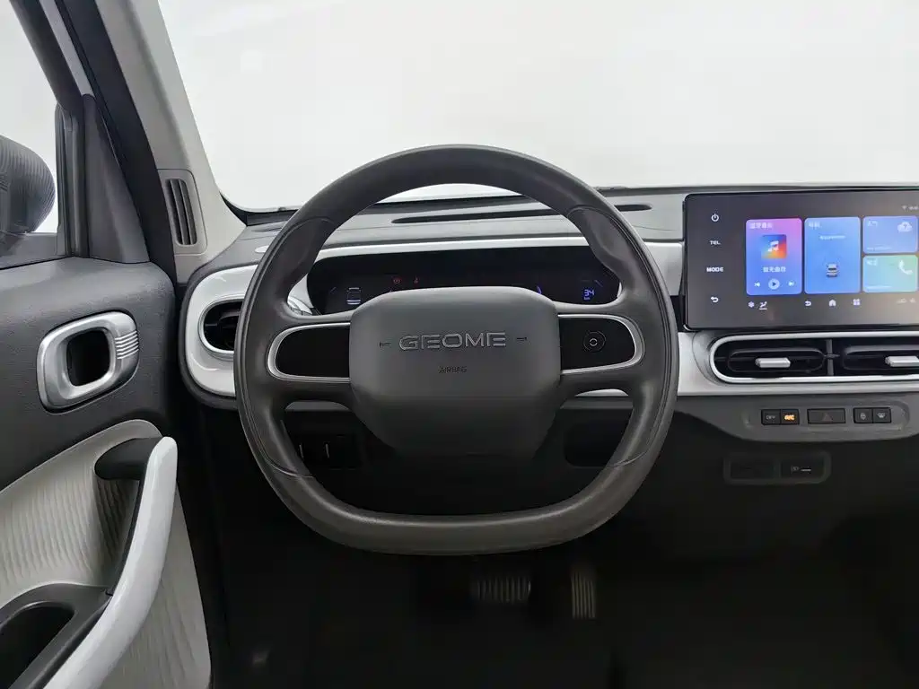 Geely Galaxy Panda 2025 — фото 11