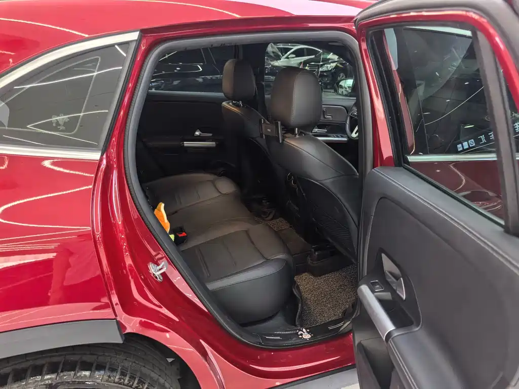 Mercedes-Benz GLA 2023 — фото 15
