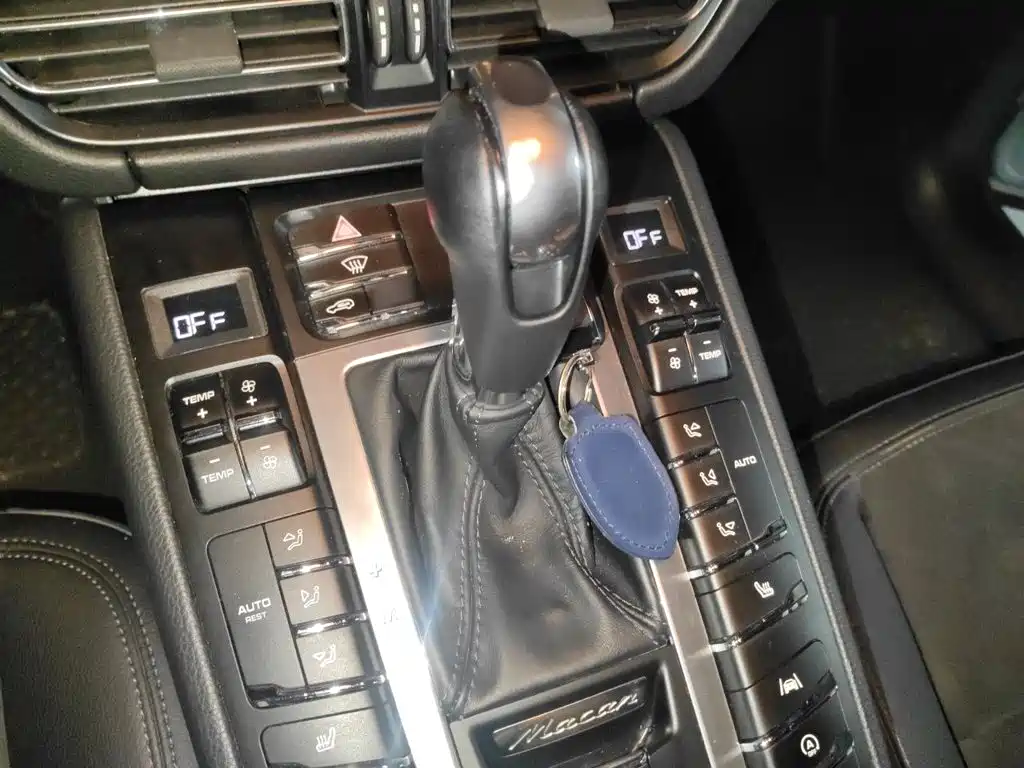 Porsche Macan 2020