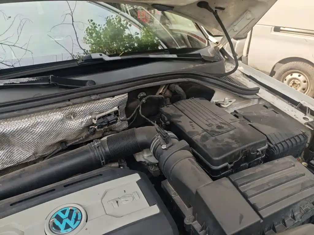 Volkswagen Tiguan 2015 — фото 22