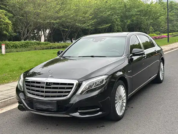 Mercedes-Benz Maybach S-Class 2015