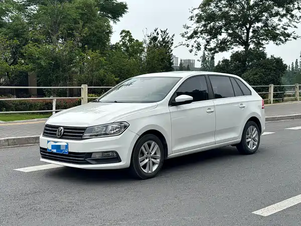 Volkswagen Santana 2015