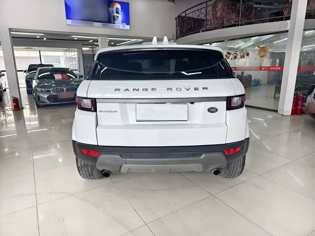 Land Rover Evoque 2017 — фото 11