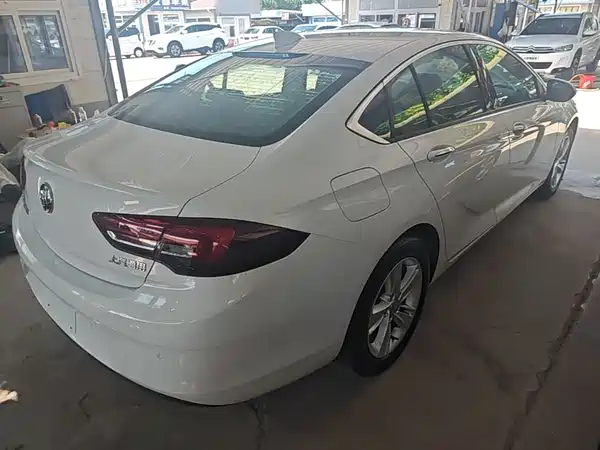 Buick Regal 2018