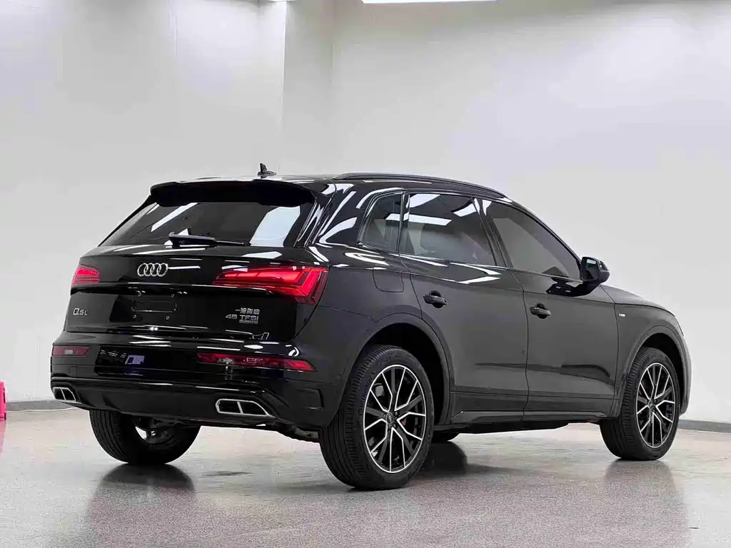 Audi Q5L 2026 — фото 6