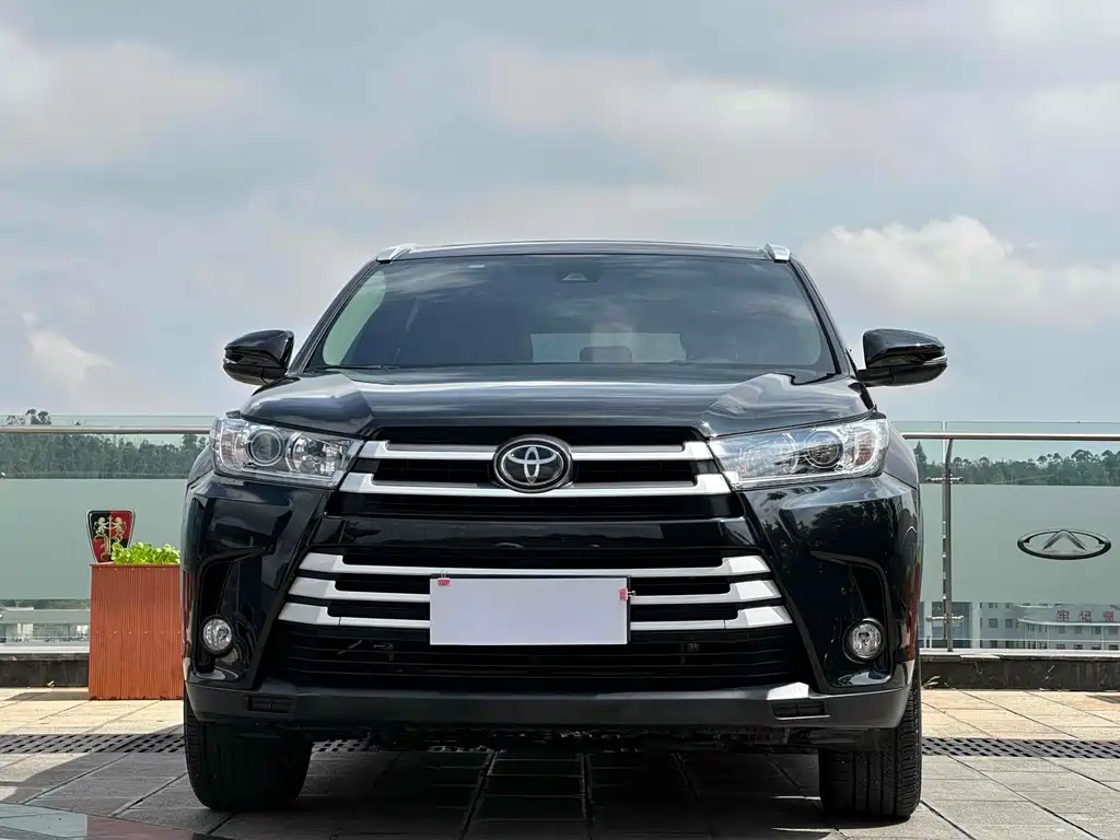 Toyota Highlander 2020