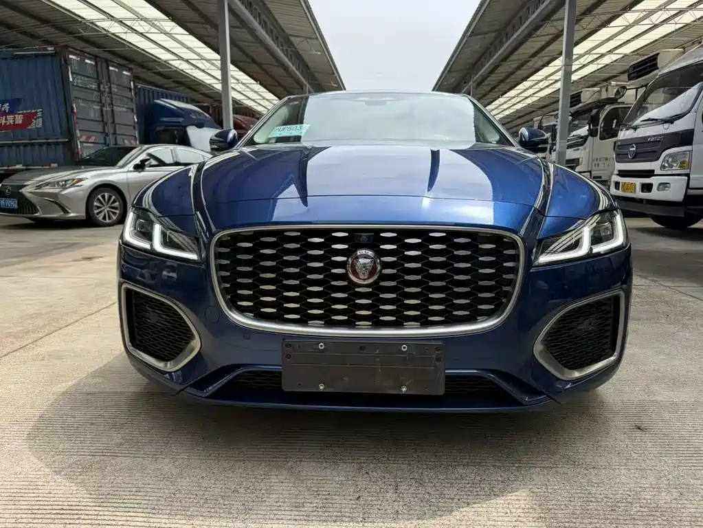 Jaguar XFL 2022 — фото 2