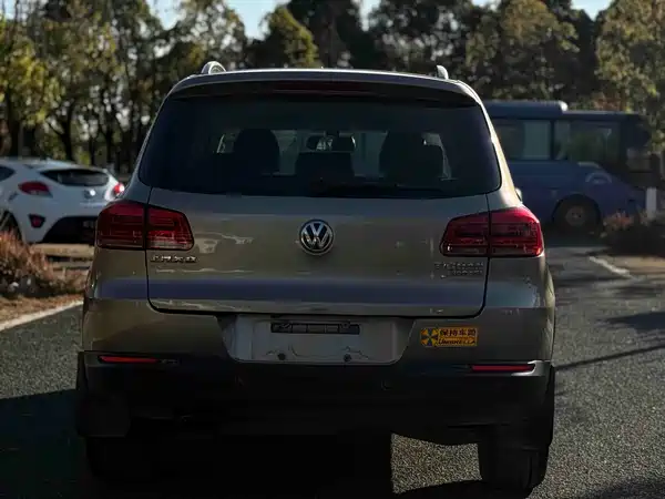 Volkswagen Tiguan 2015
