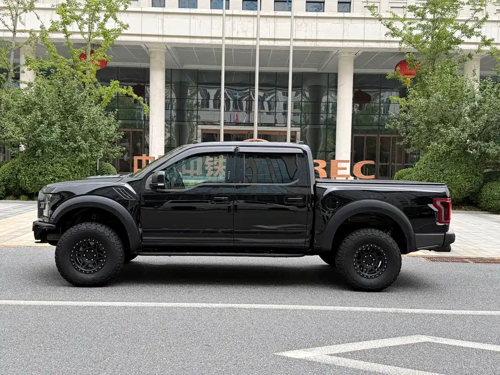 Ford F-150 Raptor 2018 — фото 7