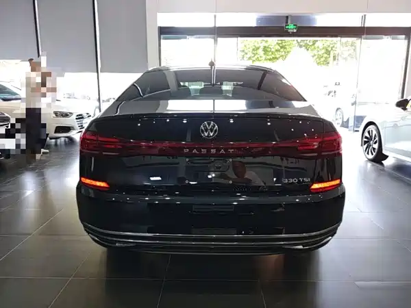 Volkswagen Passat 2021