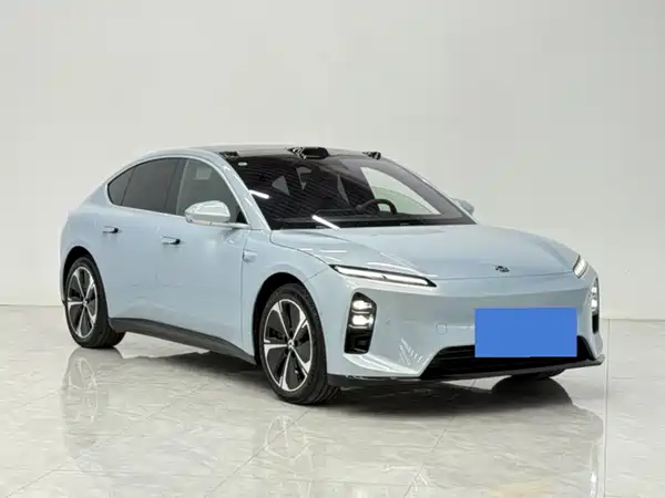 NIO ET5 2025