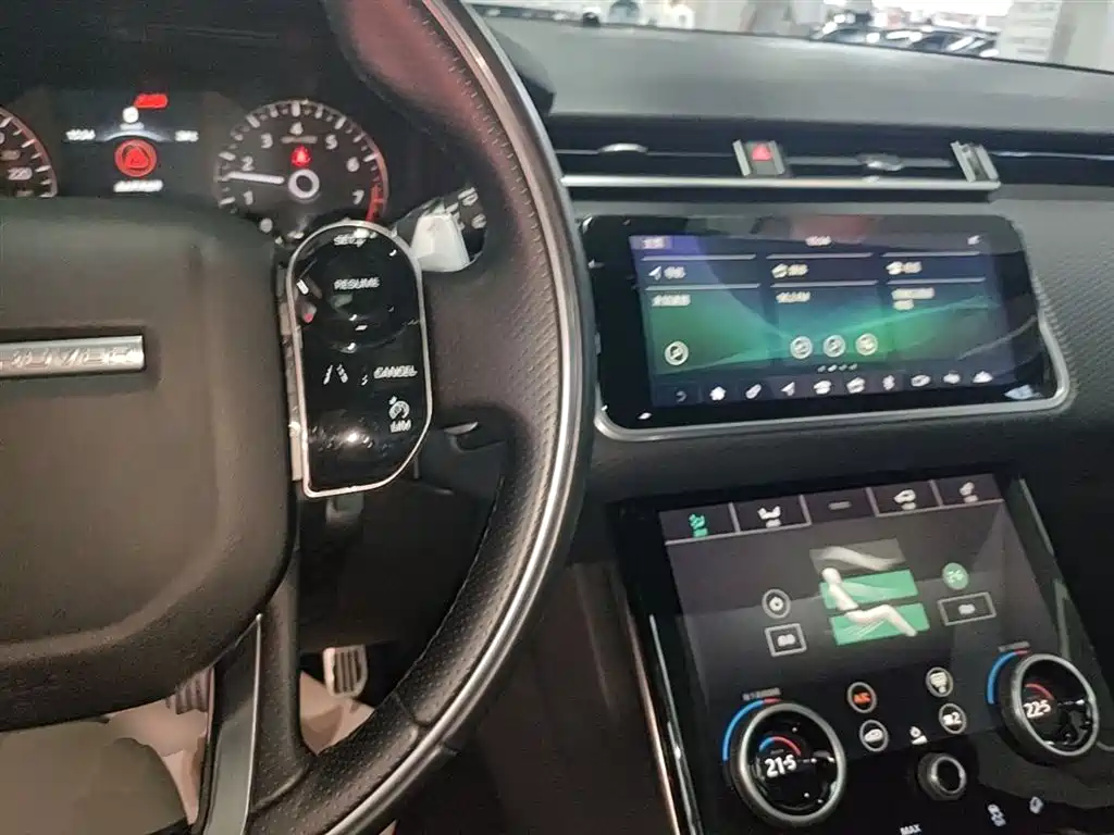 Land Rover Velar 2018 — фото 10
