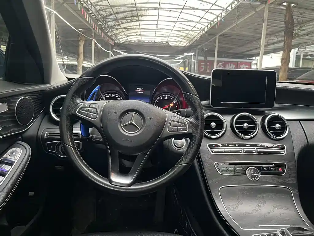 Mercedes-Benz C-Class 2018 — фото 11