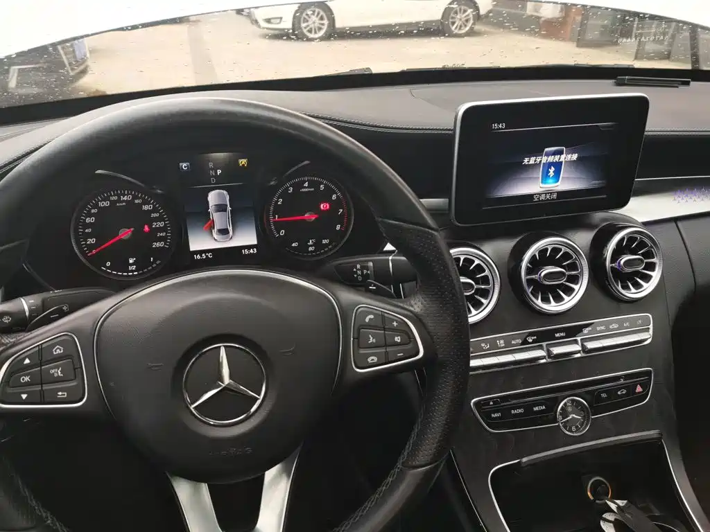 Mercedes-Benz C-Class 2018 — фото 10