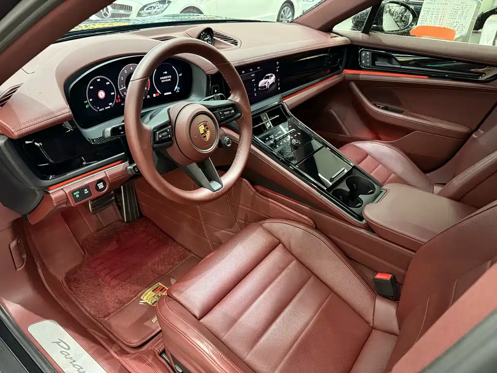 Porsche Panamera 2024