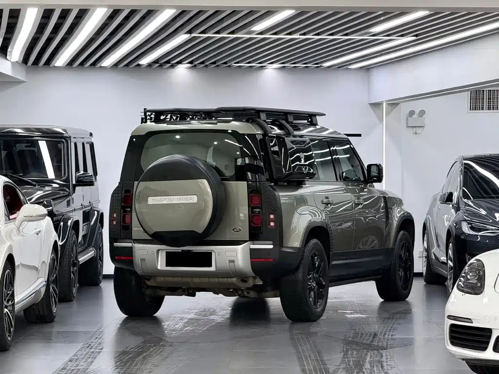 Land Rover Defender 2022 — фото 3