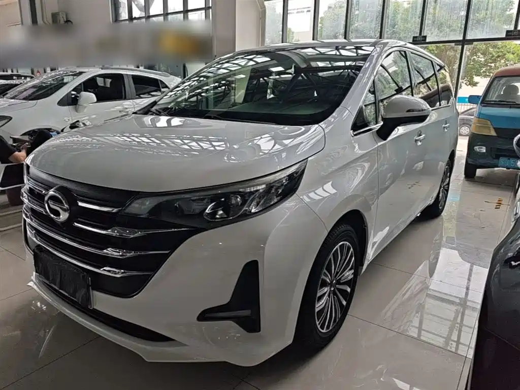 GAC Motor Trumpchi M6 2020 — фото 2