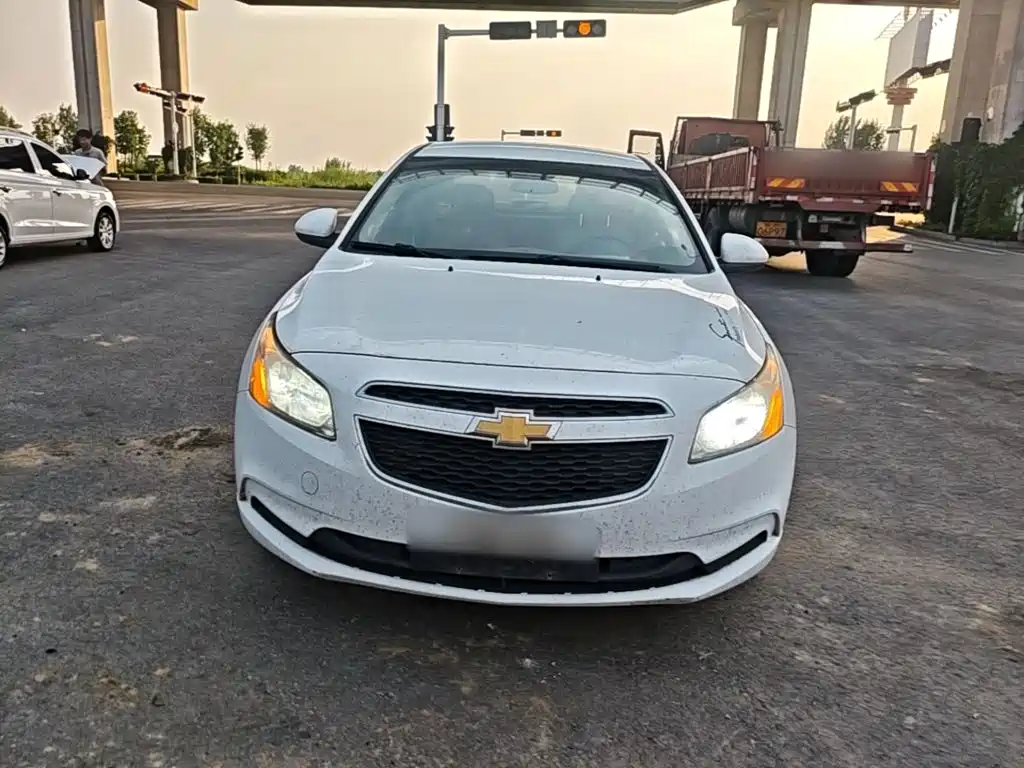 Chevrolet Cruze 2015 — фото 3