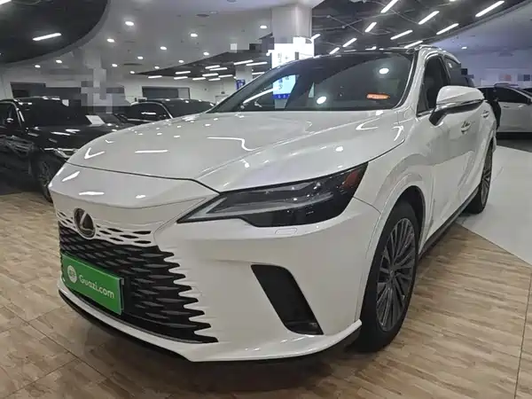 Lexus RX 2024