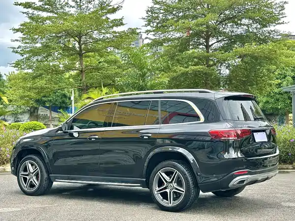 Mercedes-Benz GLS 2022