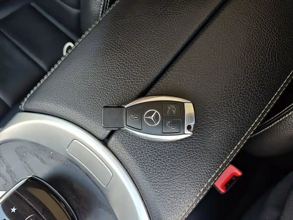 Mercedes-Benz C-Class 2015 — фото 17
