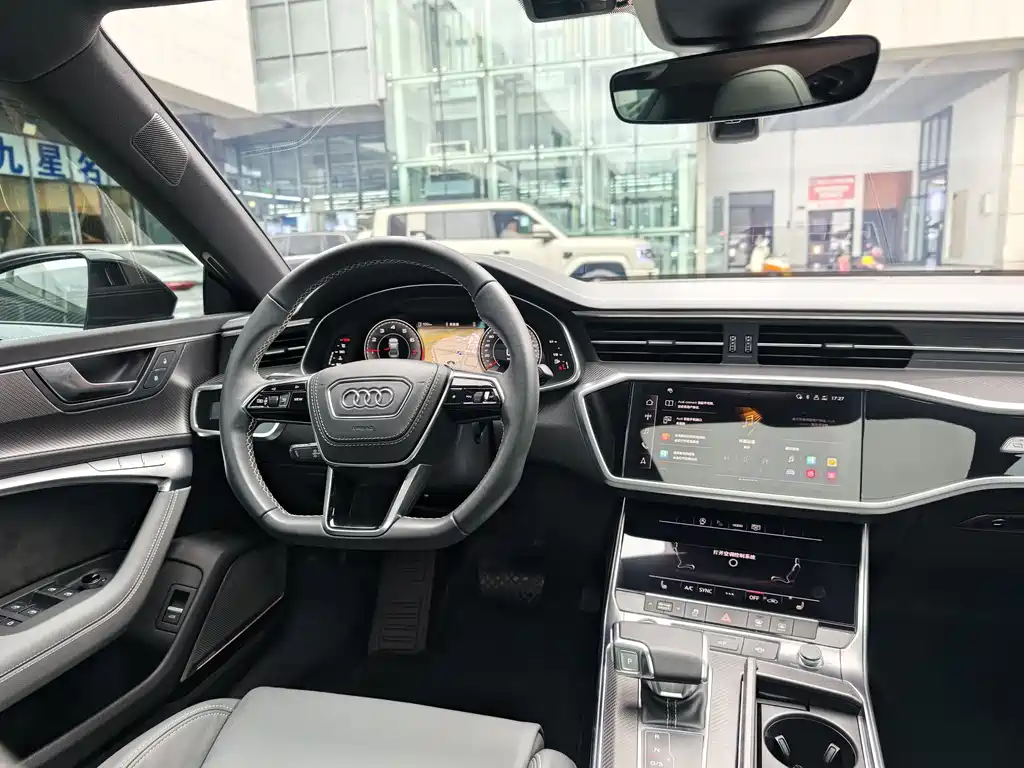 Audi A7L 2024 — фото 19