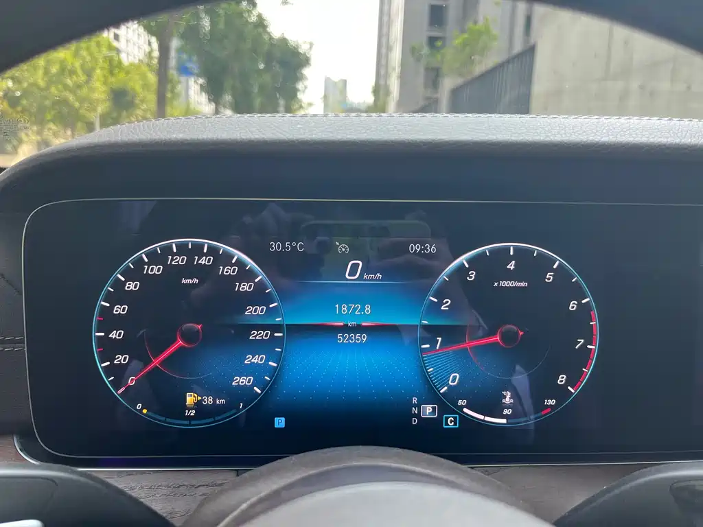 Mercedes-Benz E-Class 2023