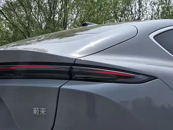 NIO ET5 2025