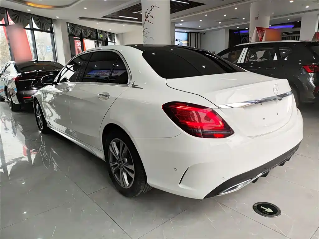 Mercedes-Benz C-Class 2021 — фото 23