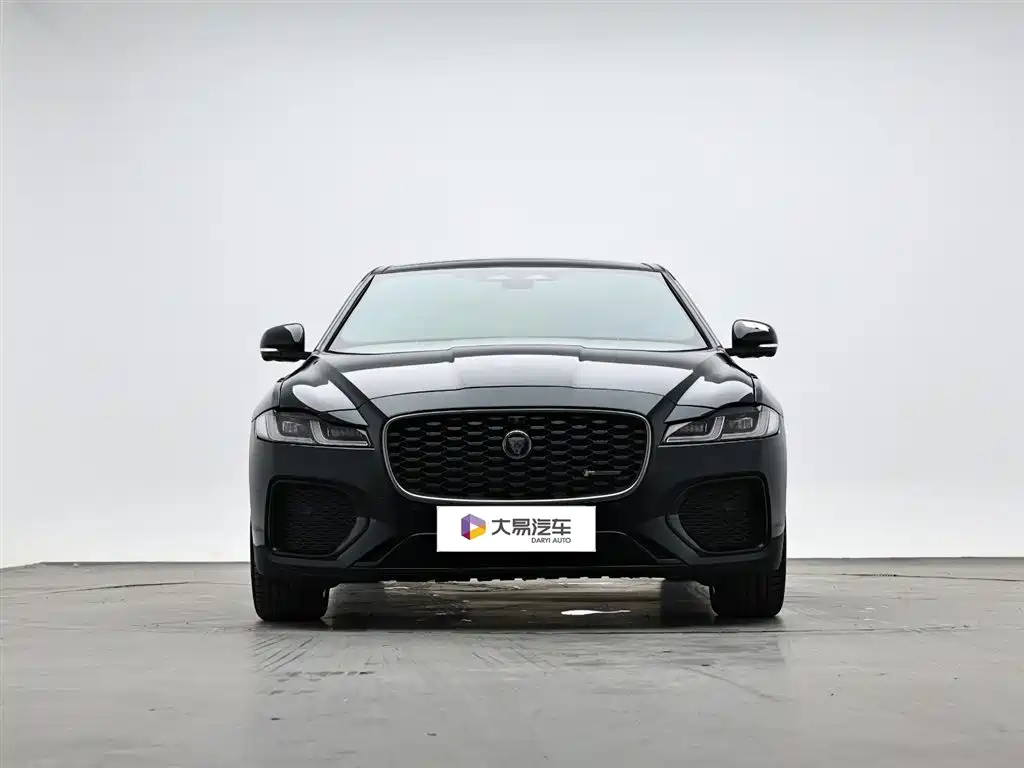 Jaguar XFL 2022 — фото 2