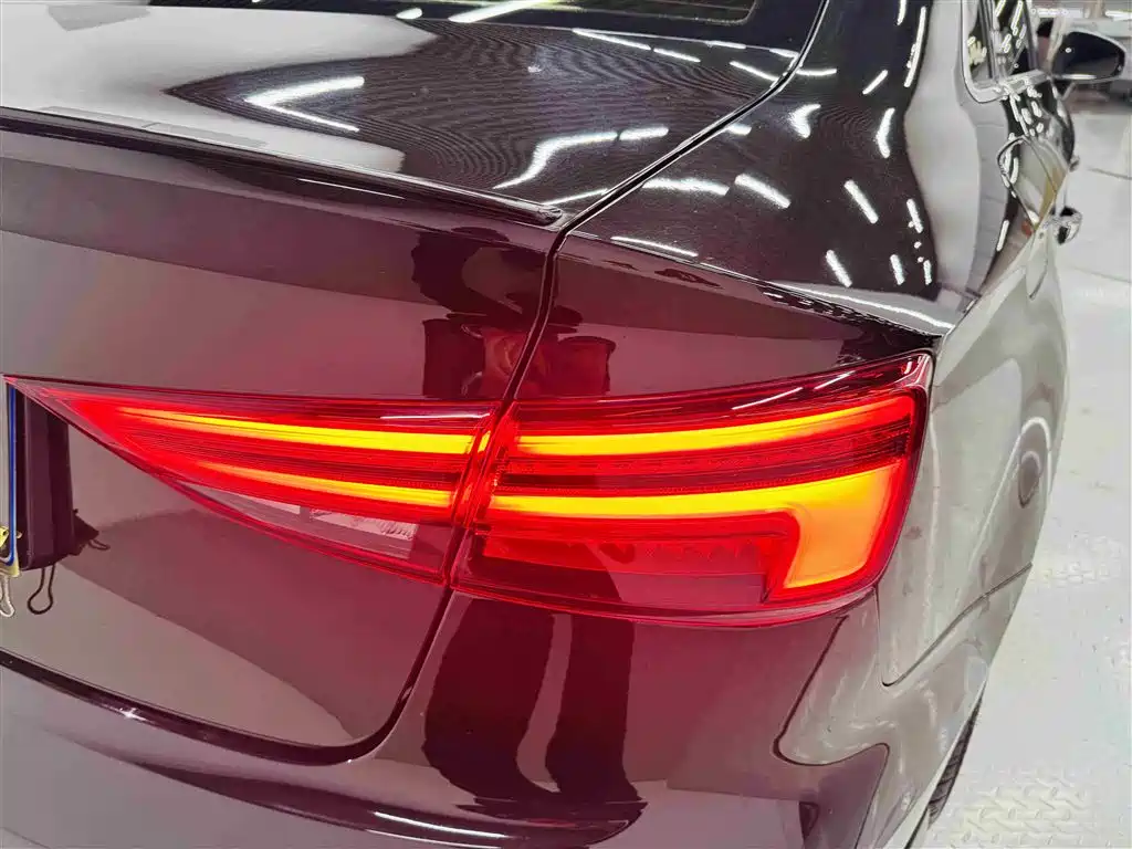 Audi S3 2018 — фото 22