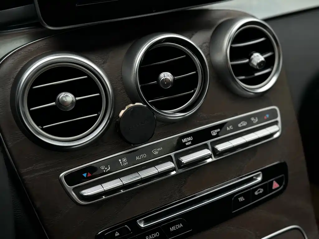 Mercedes-Benz GLC 2016 — фото 12