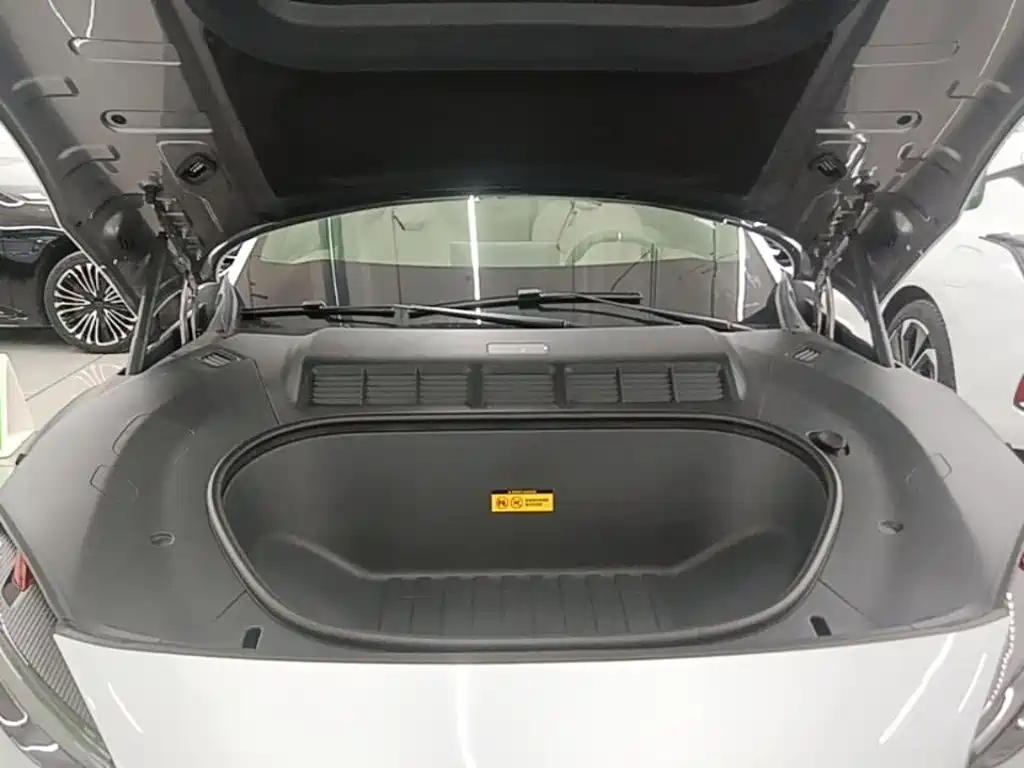 Xiaomi YU7 2026 — фото 20