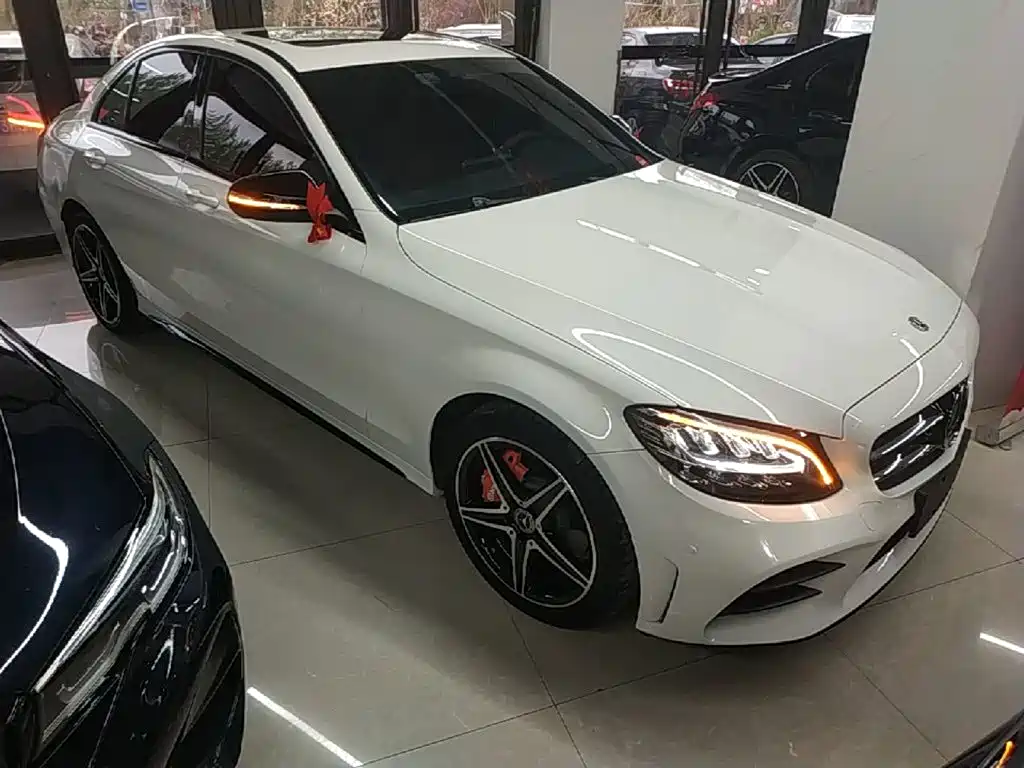 Mercedes-Benz C-Class 2020