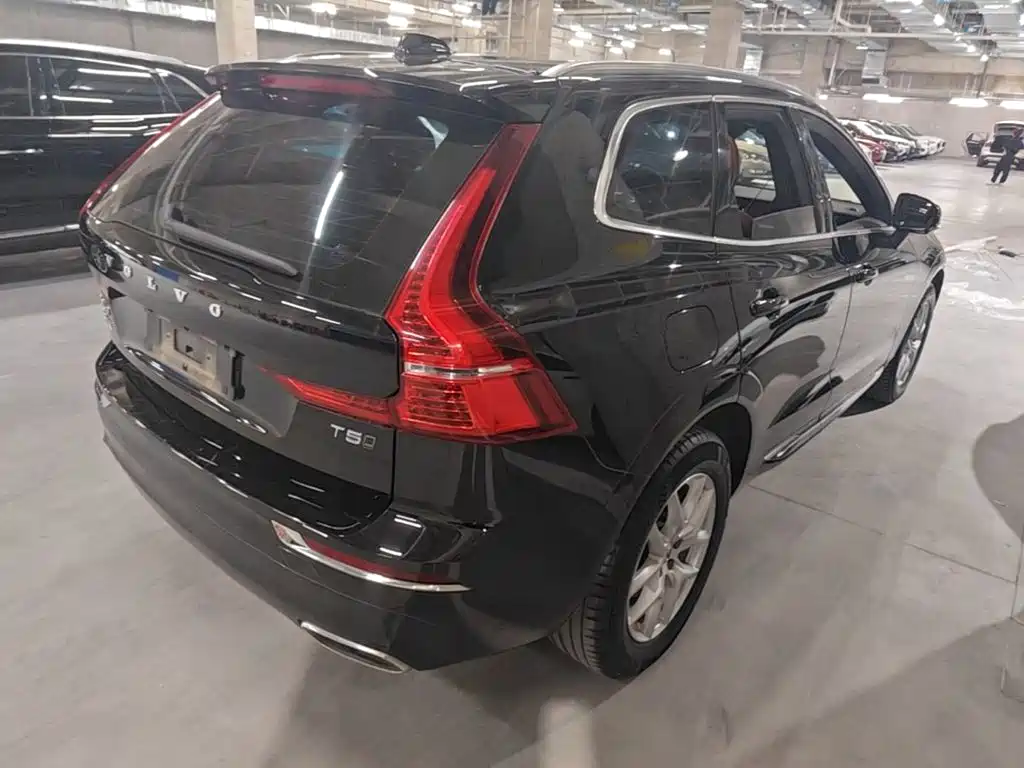 Volvo XC60 2020 — фото 7