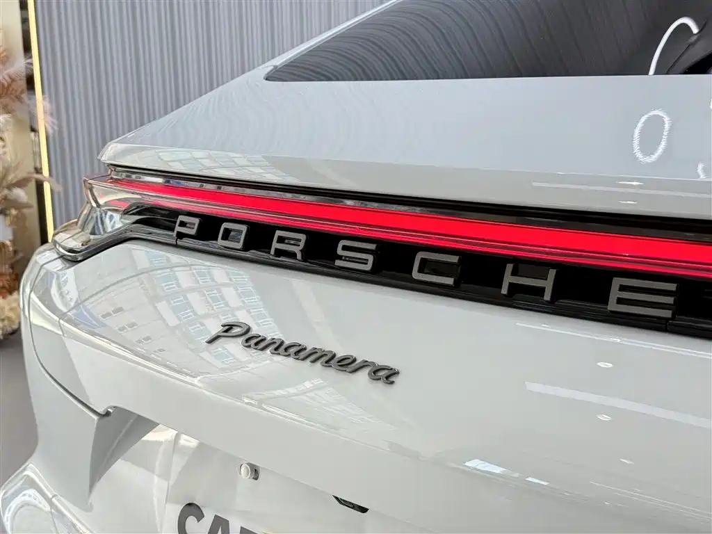 Porsche Panamera 2024 — фото 7