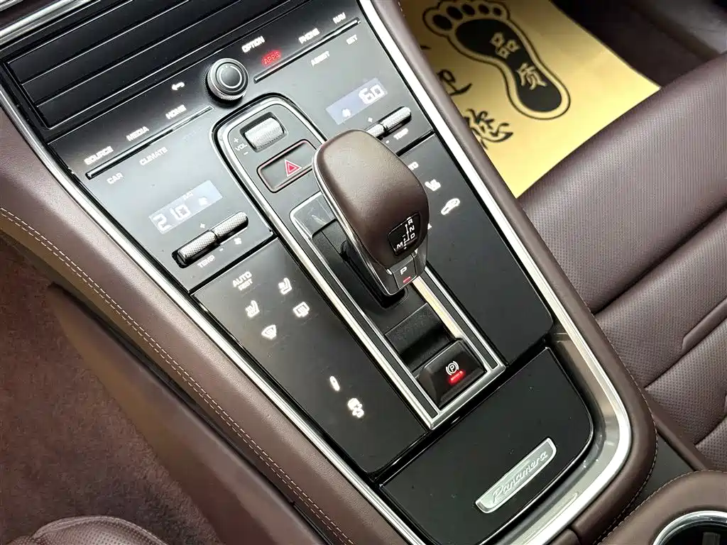 Porsche Panamera 2024 — фото 18