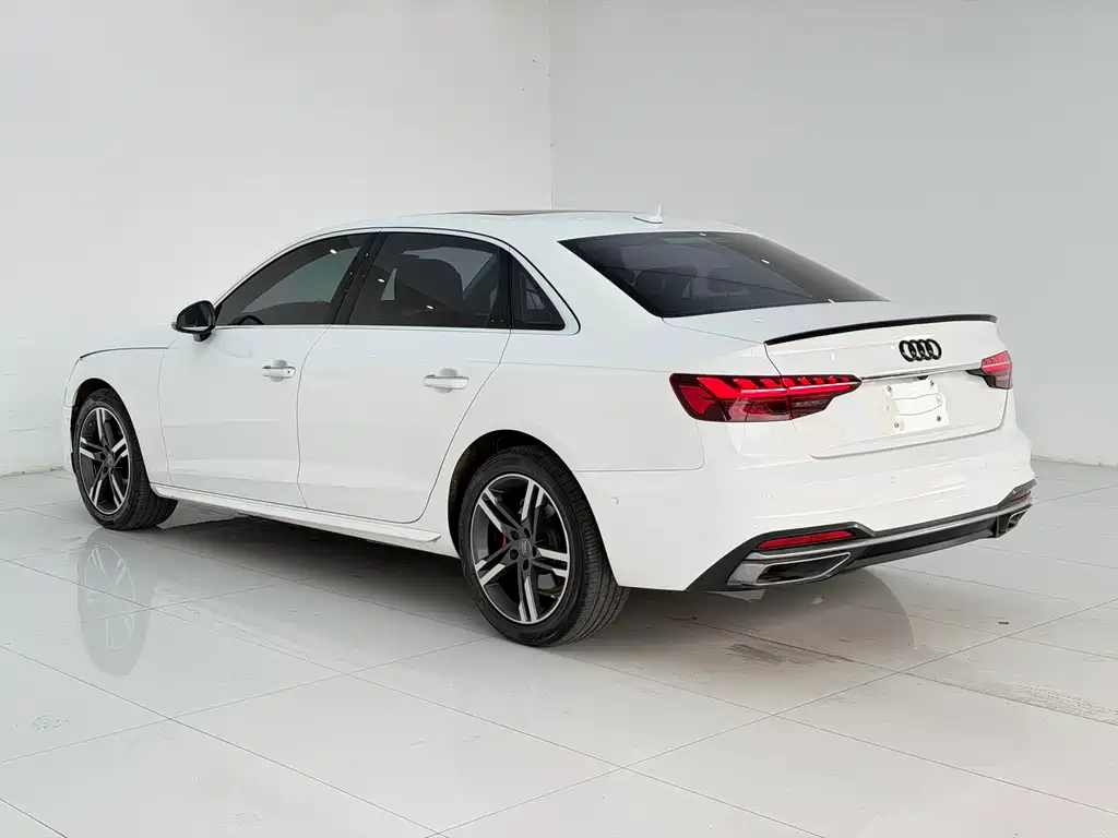 Audi A4L 2020 — фото 14
