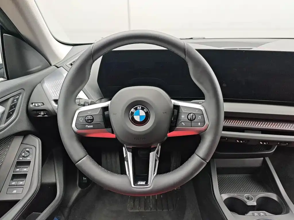 BMW 2 Series 2025 — фото 9