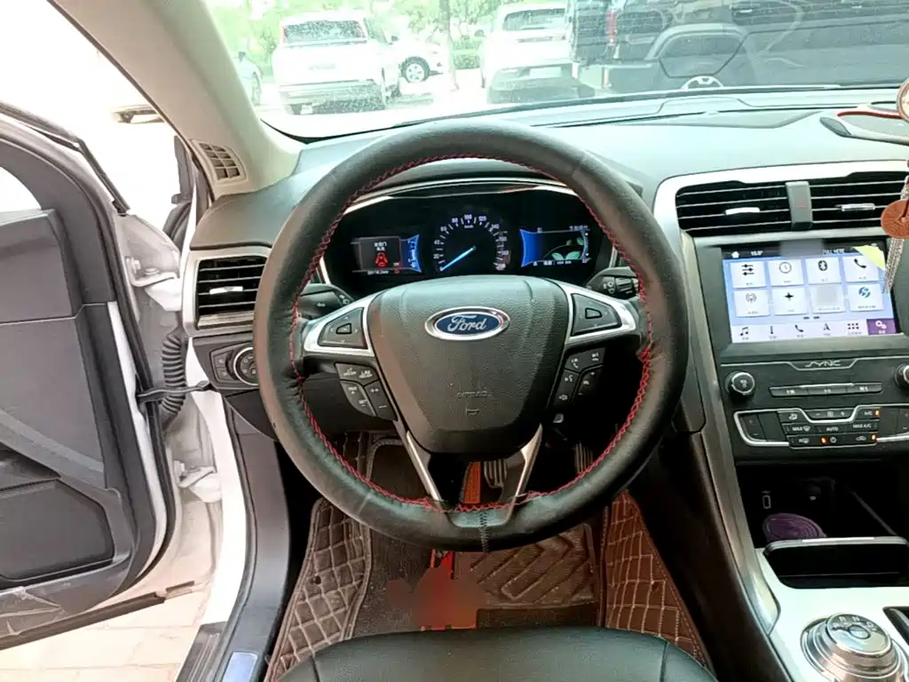 Ford Mondeo New Energy 2020 — фото 11