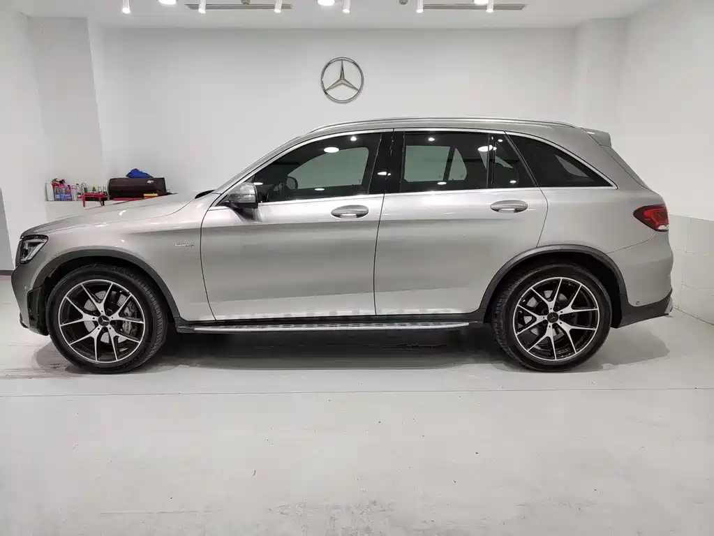 Mercedes-Benz GLC AMG 2020 — фото 2
