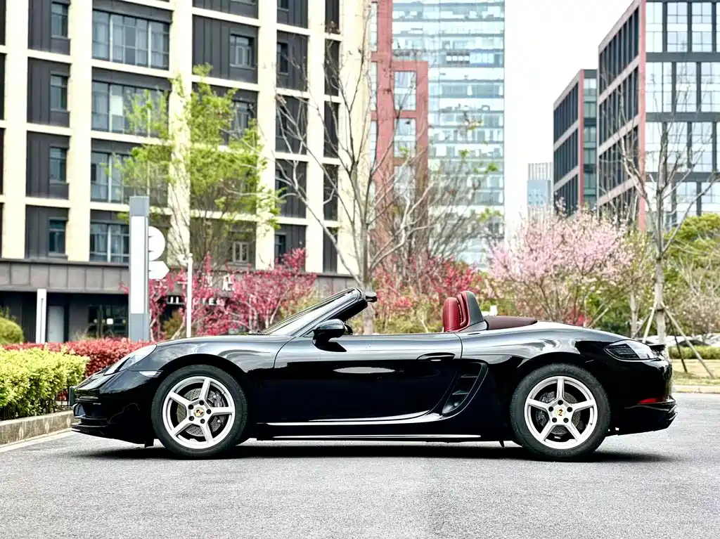 Porsche 718 2022 — фото 13